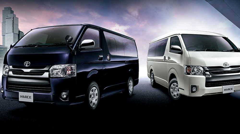TOYOTA HIACE VAN