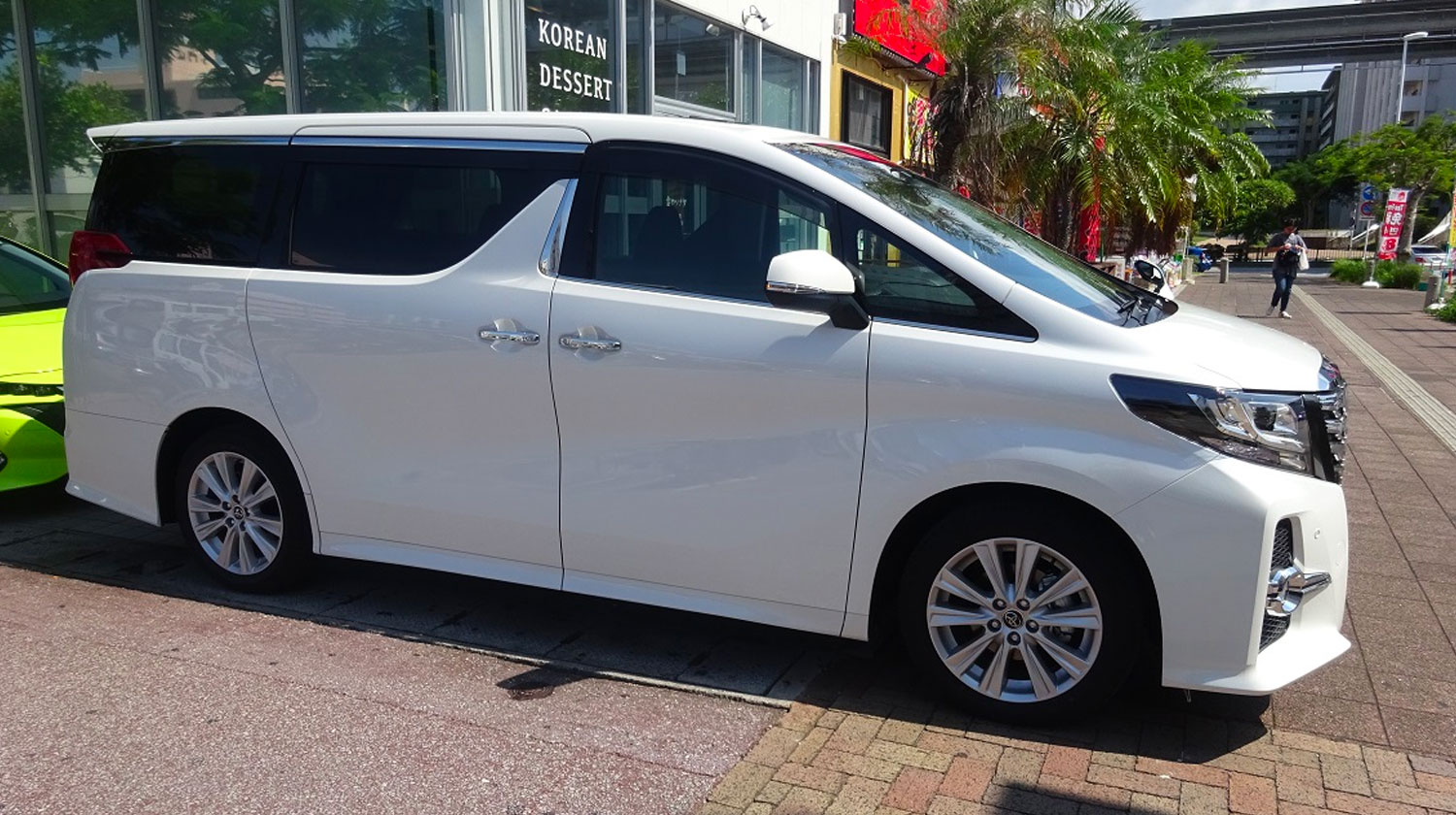 toyota alphard